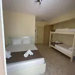 Otel Prishtina Saranda