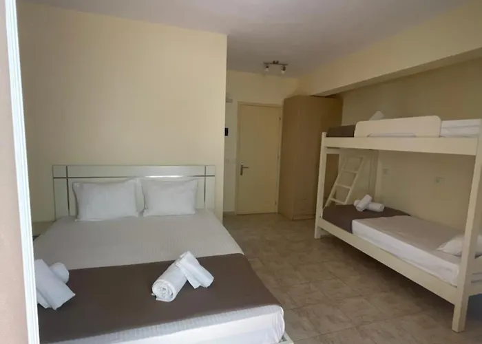 Otel Prishtina Saranda